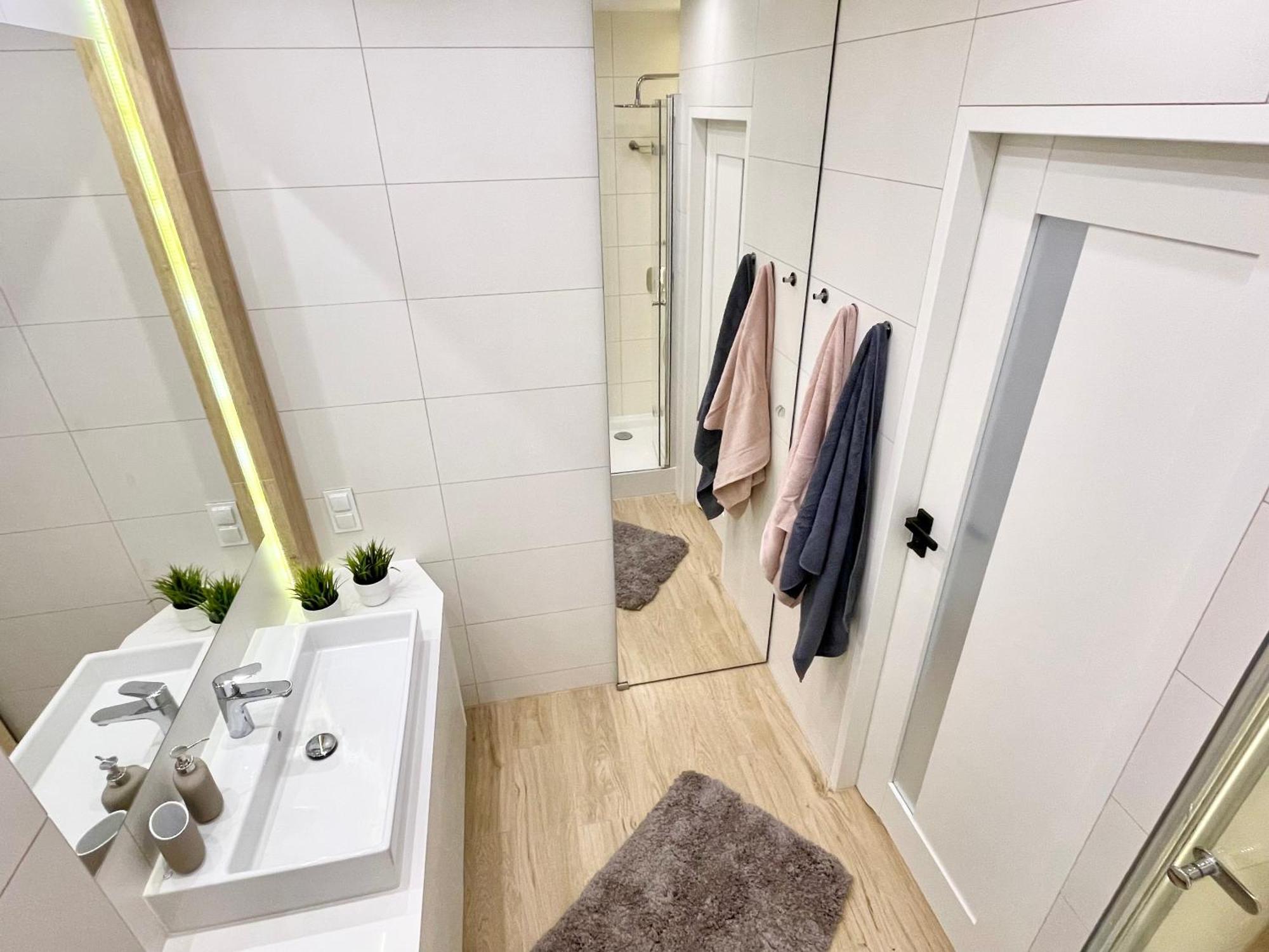 Comfortable Apart, Old Town, Free Parking, Hanging Bed, Wi-Fi, Lift, Aircon,Self Check-In 24H, Stare Miasto, Winda, Nowy Budynek, Garaz 0 Zl, Klima Breslau Exterior foto